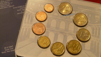 Italia serie zecca 2011 9 valori fdc - immagine 3
