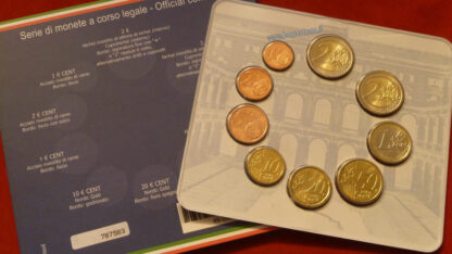 Italia serie zecca 2011 9 valori fdc - immagine 2